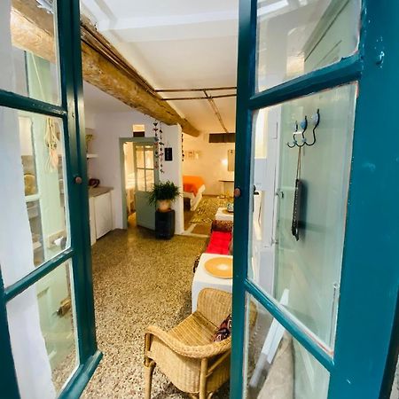L'Atelier Διαμέρισμα Μπεζιέ Εξωτερικό φωτογραφία