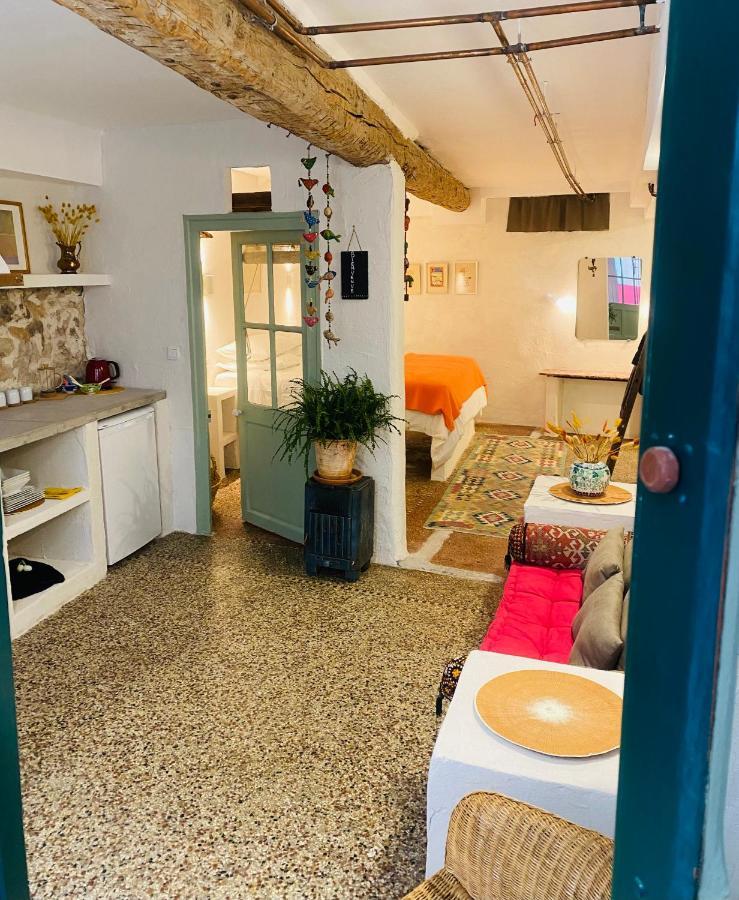 L'Atelier Διαμέρισμα Μπεζιέ Εξωτερικό φωτογραφία